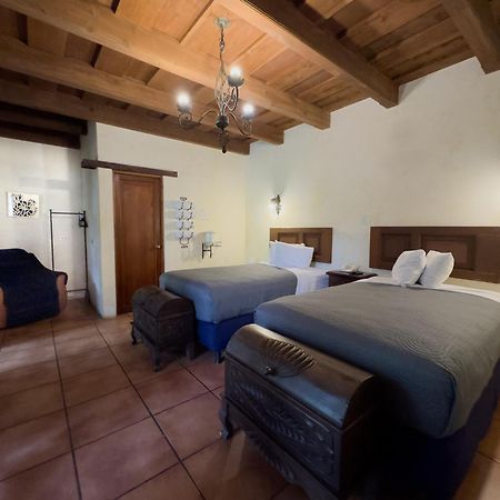 Naif Boutique Hotel Antigua Bagian luar foto