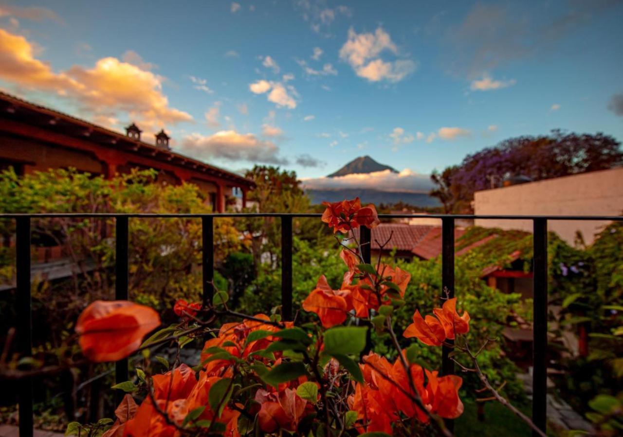 Naif Boutique Hotel Antigua Bagian luar foto