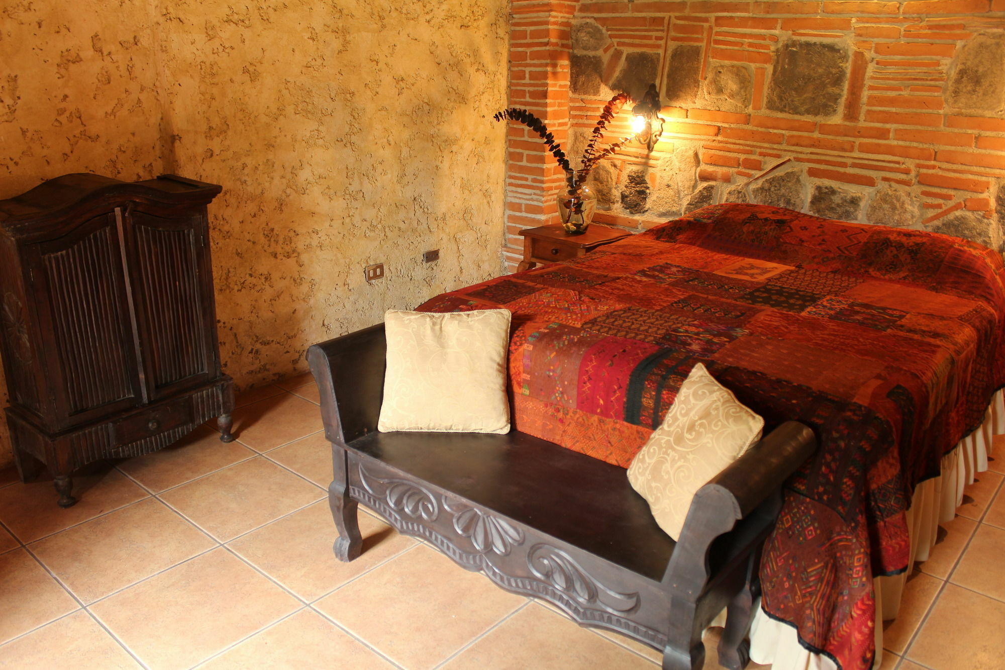 Naif Boutique Hotel Antigua Bagian luar foto